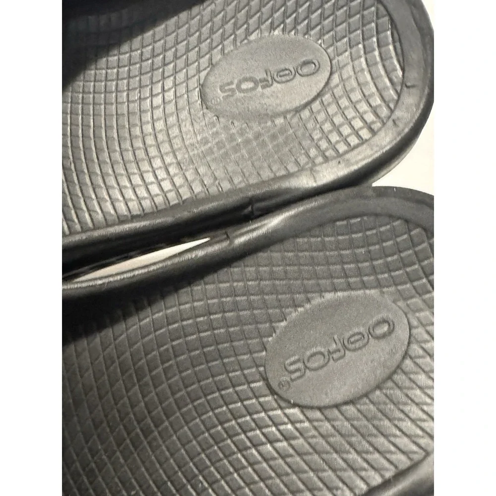 Oofos Mens Black Ooahh Recovery Comfort Slide Sandals M12